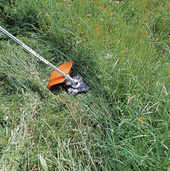 STIHL 2304 Grass Blade with 254mm Center